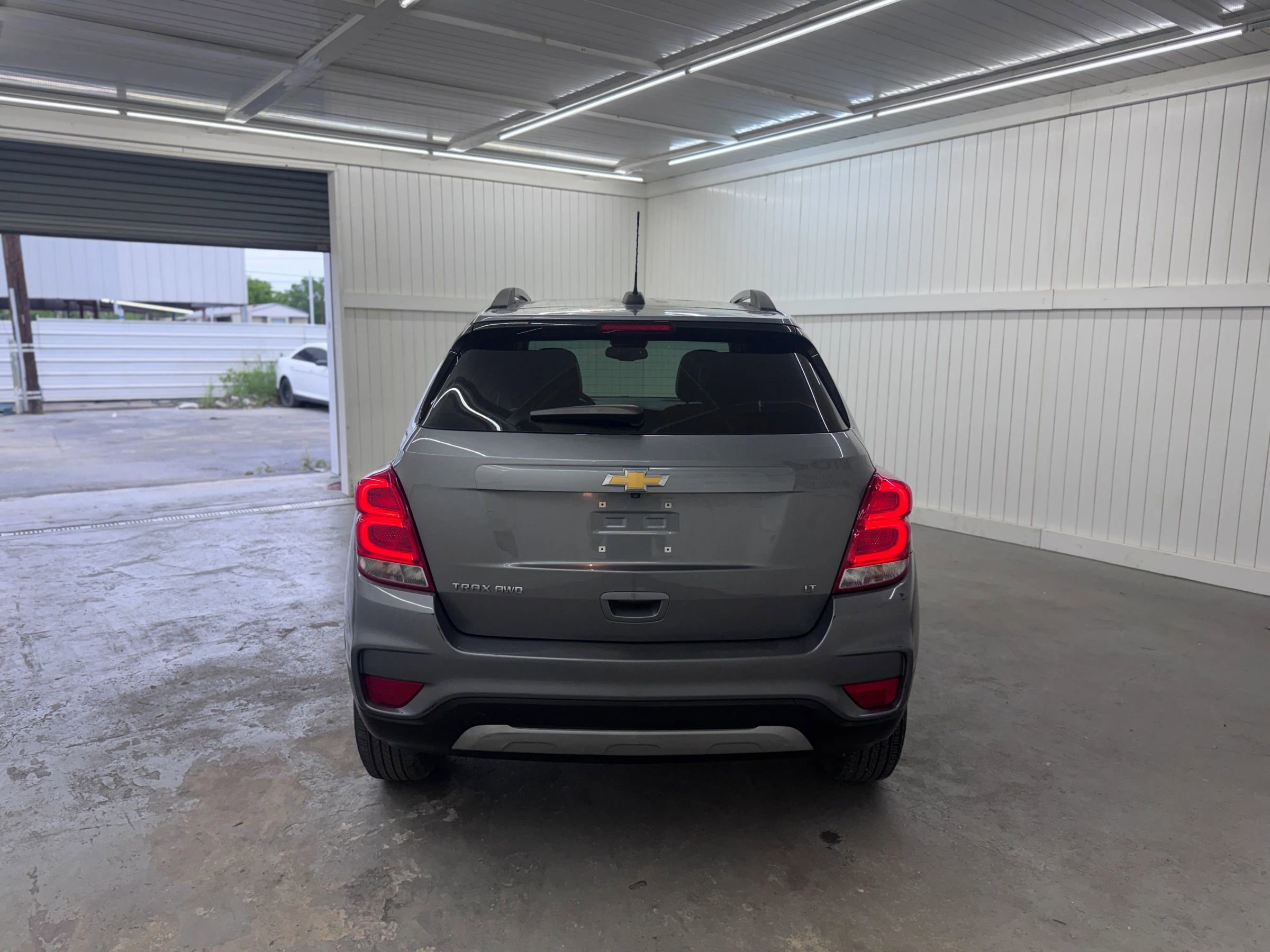 Used 2019 Chevrolet Trax LT w/ LT Convenience Package AWD/4WD image 6