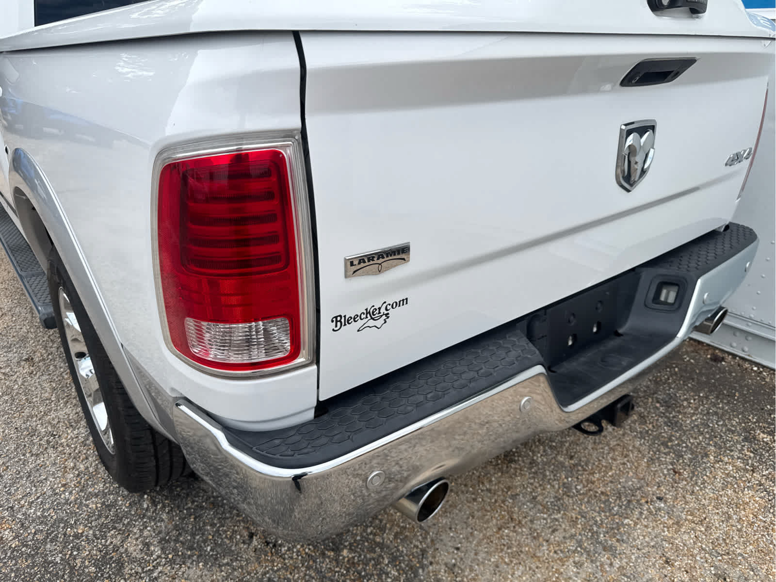 Used 2014 RAM 1500 Laramie w/ Convenience Group AWD/4WD image 20