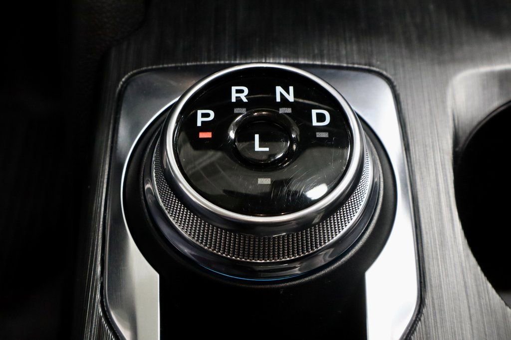 Certified 2024 Ford Escape SE w/ PHEV Premium Package image 33