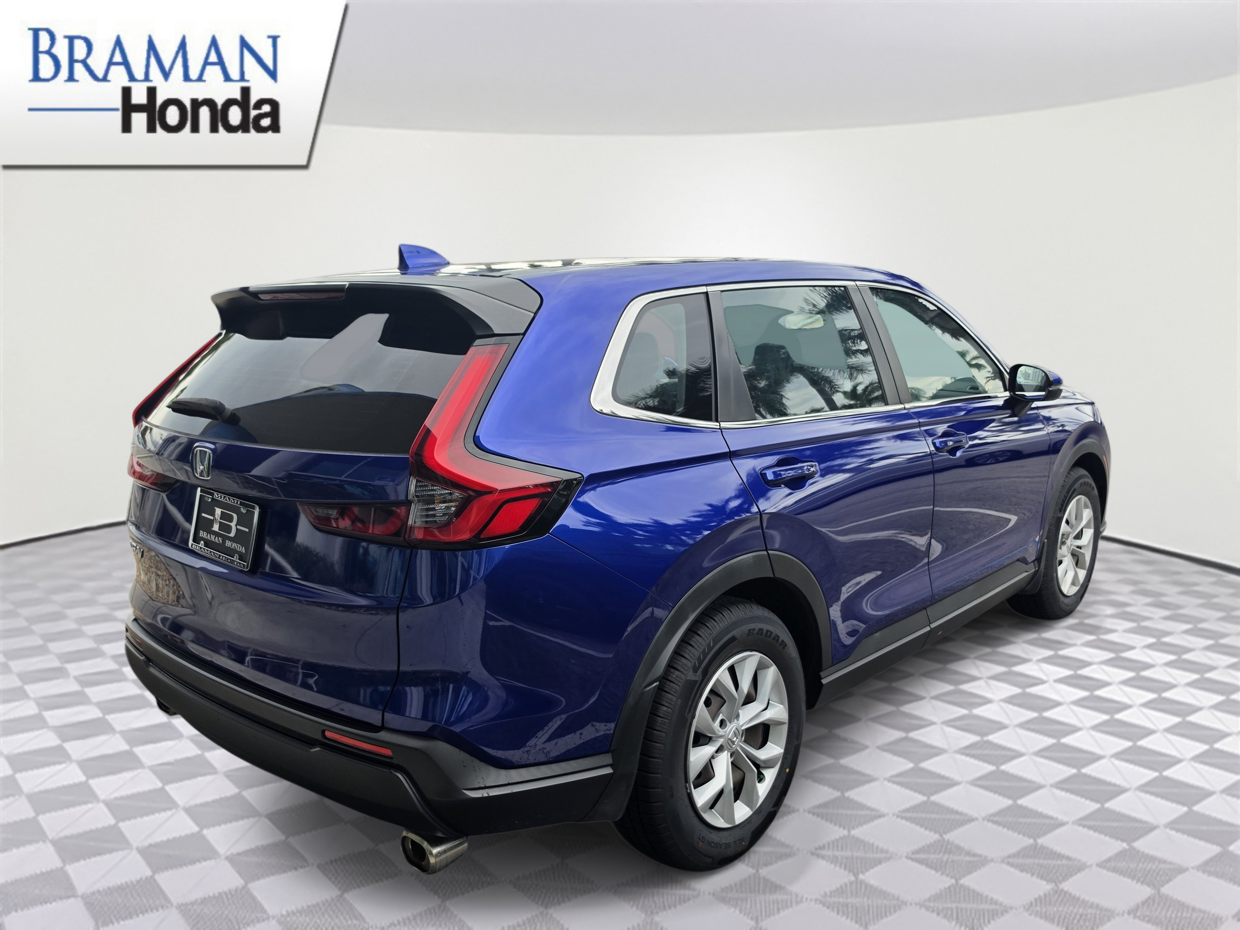 Certified 2024 Honda CR-V LX image 4