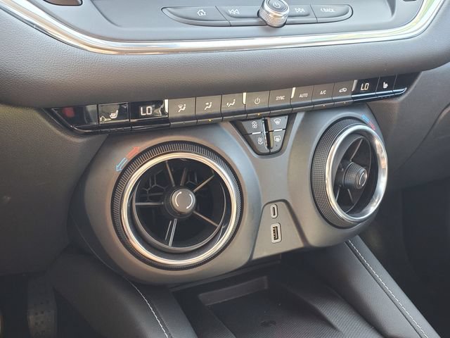 Certified 2023 Chevrolet Blazer LT w/ Convenience Package FWD image 33