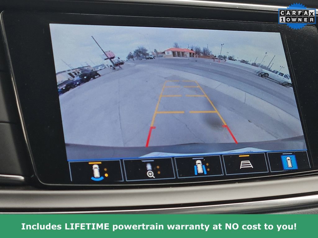 Used 2024 Buick Enclave Premium image 16