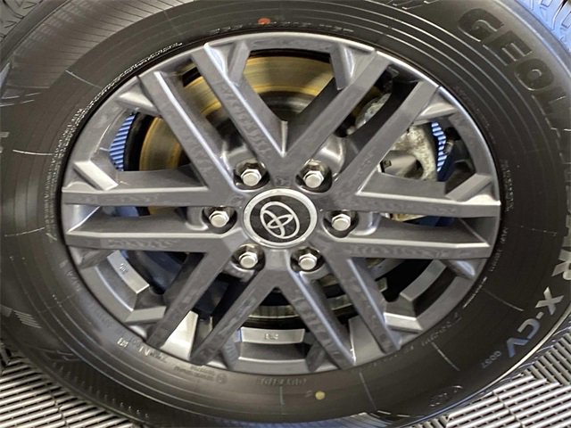 Used 2024 Toyota Tundra SR5 w/ SR5 Convenience Package image 28