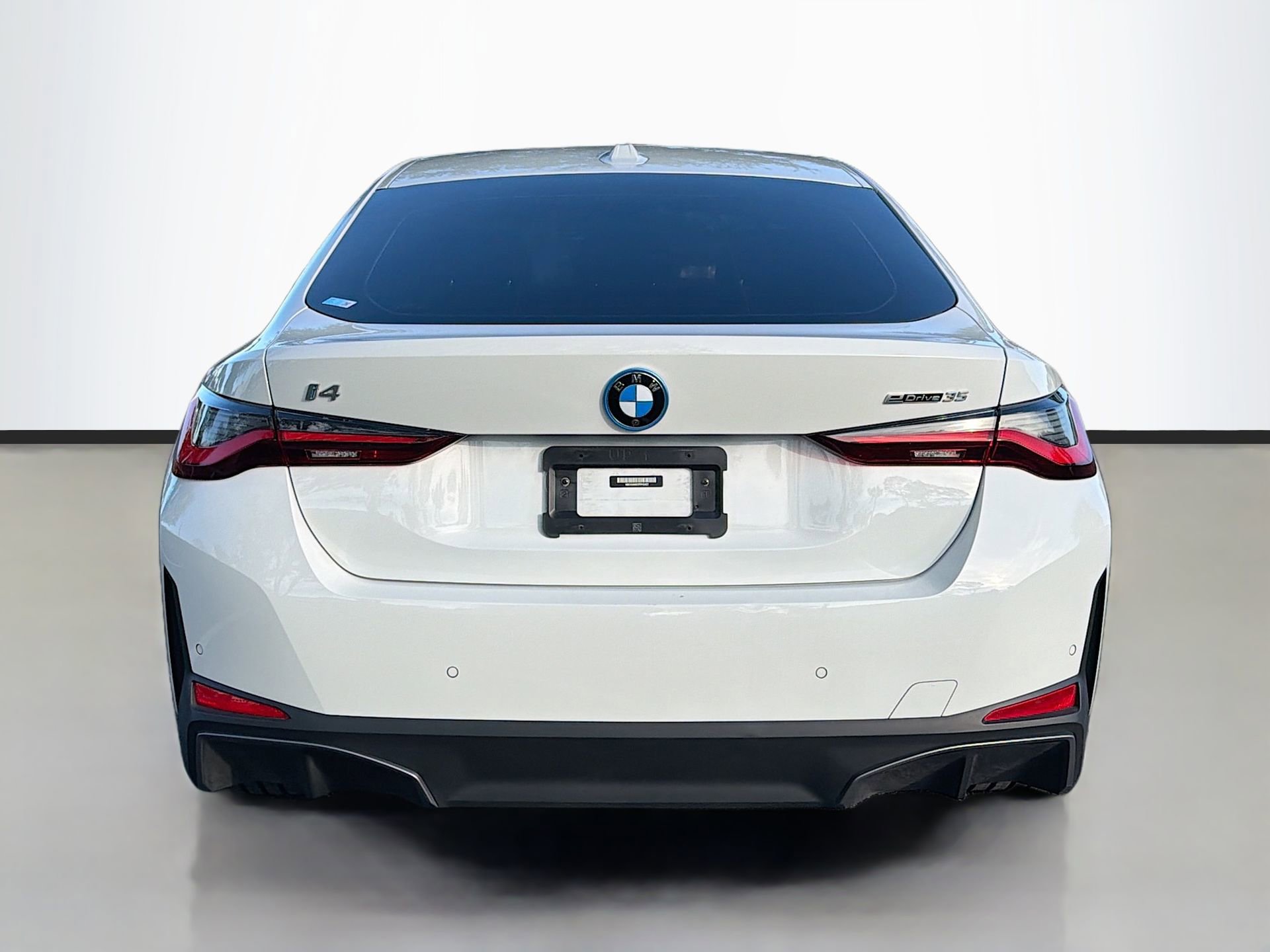 Certified 2023 BMW i4 eDrive35 image 5