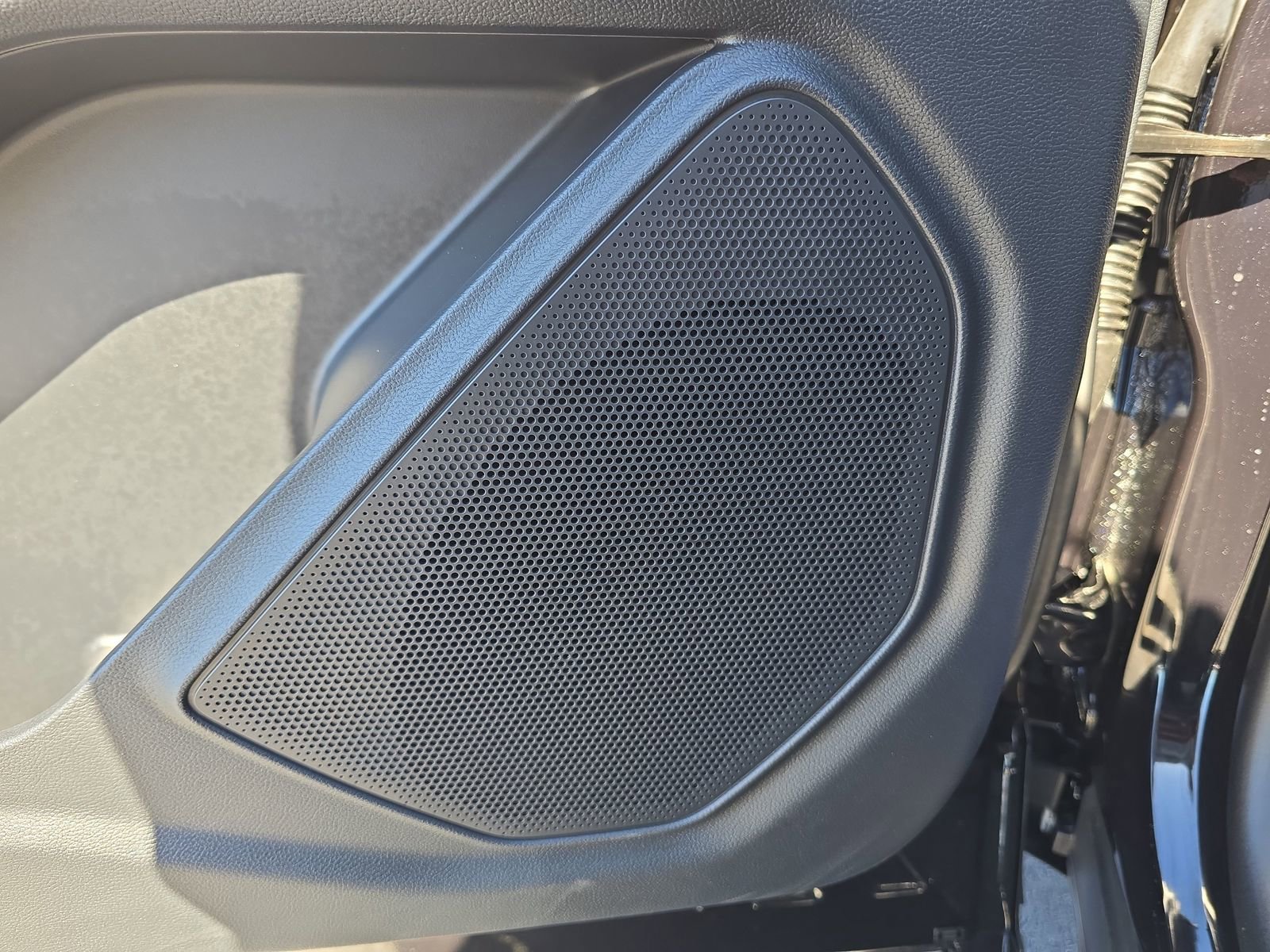 New 2026 Ford Explorer Active w/ Active Comfort Package image 15