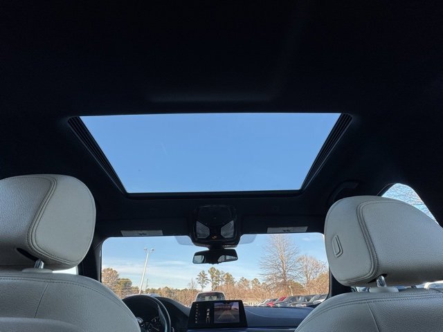Used 2019 BMW 540i image 22