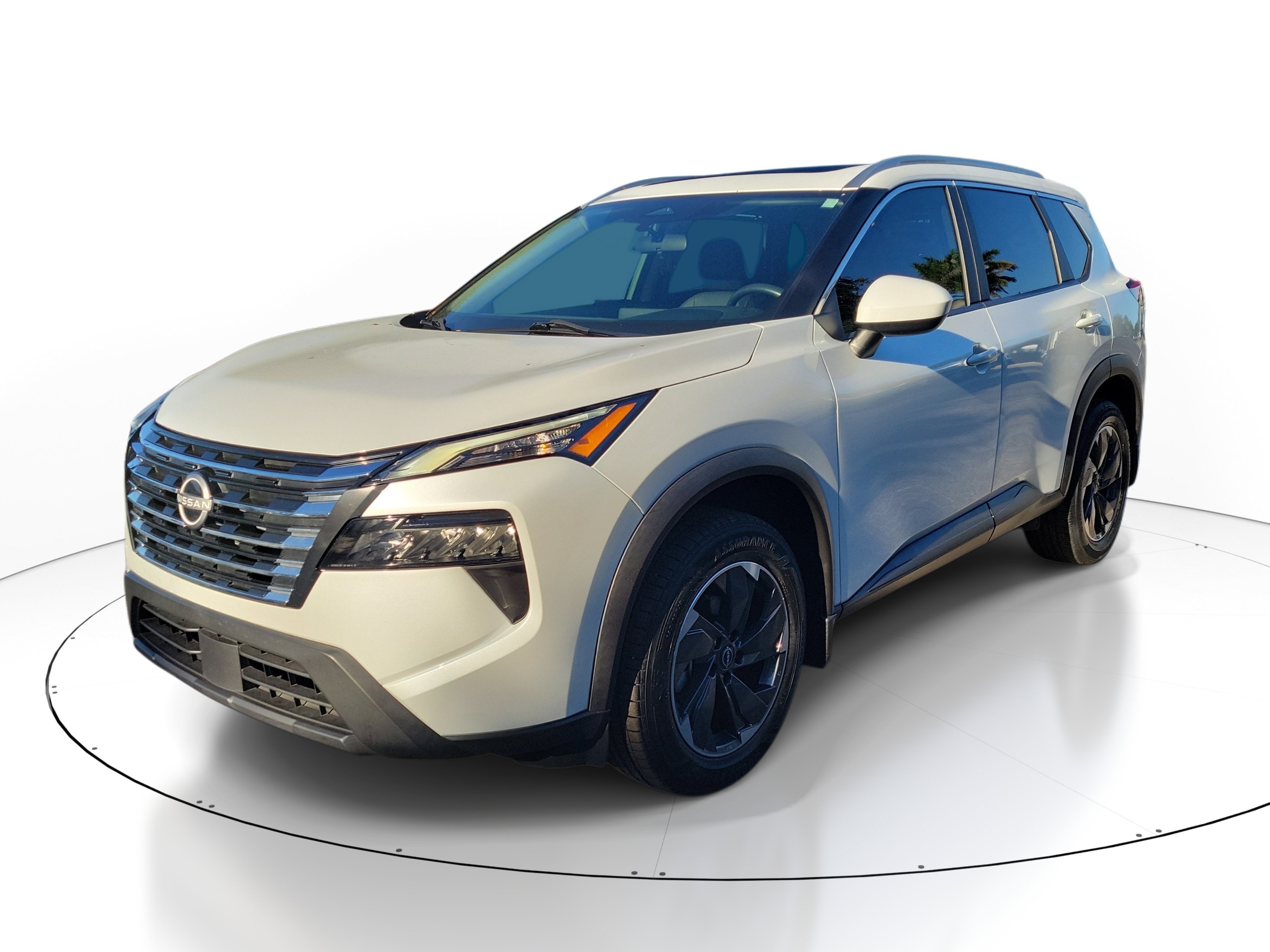 Certified 2024 Nissan Rogue SV w/ SV Premium Package FWD image 3