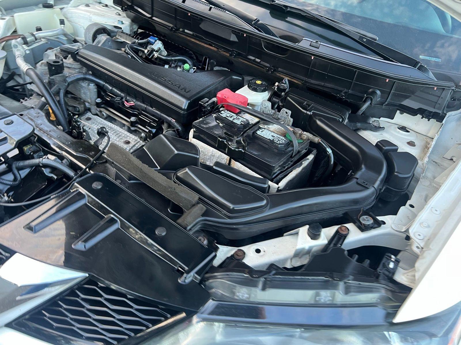 Used 2015 Nissan Rogue SV w/ SV Moonroof Package image 20