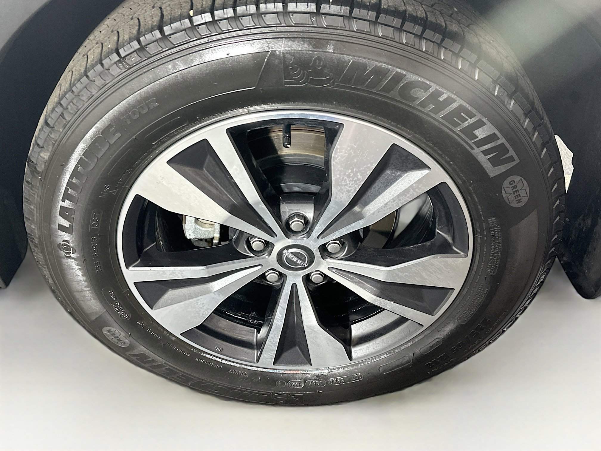 Used 2024 Nissan Murano SV image 11