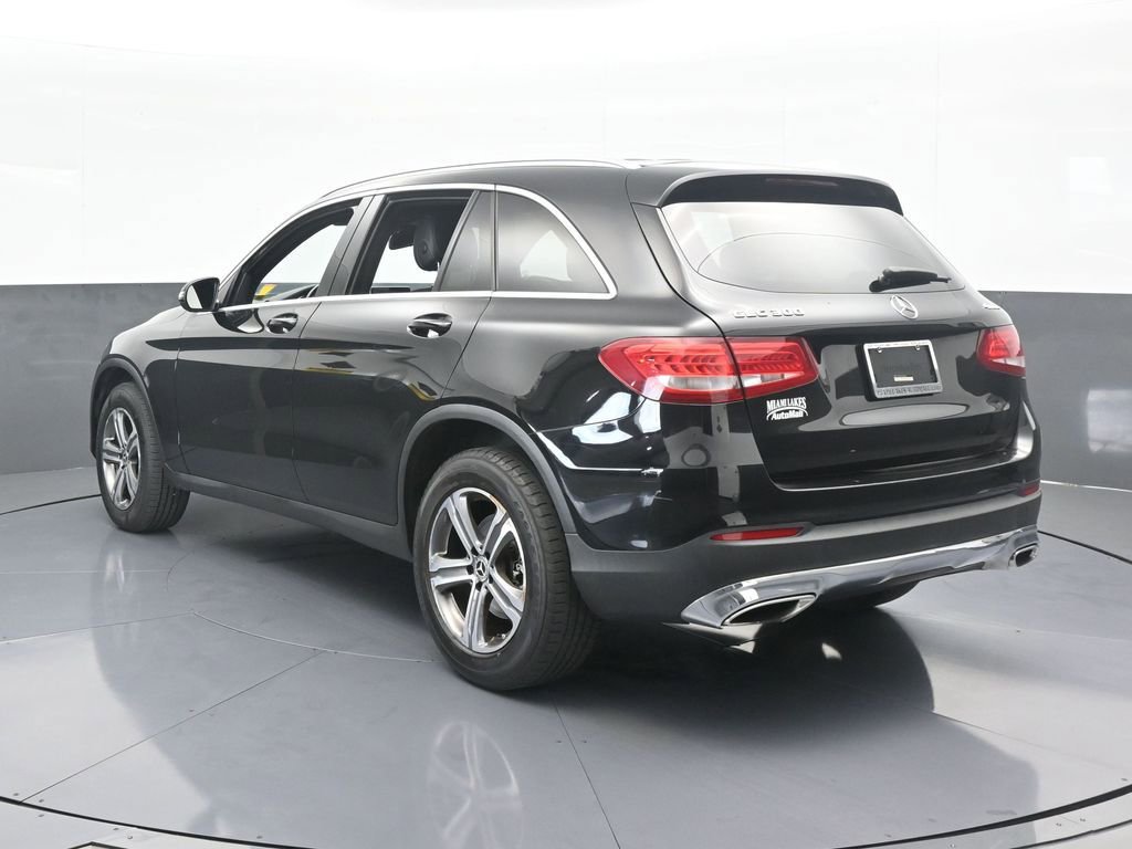 Used 2019 Mercedes-Benz GLC 300 4MATIC image 4