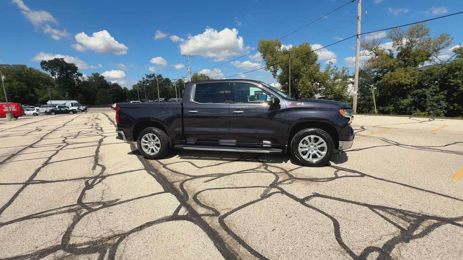 Certified 2023 Chevrolet Silverado 1500 LTZ AWD/4WD image 9