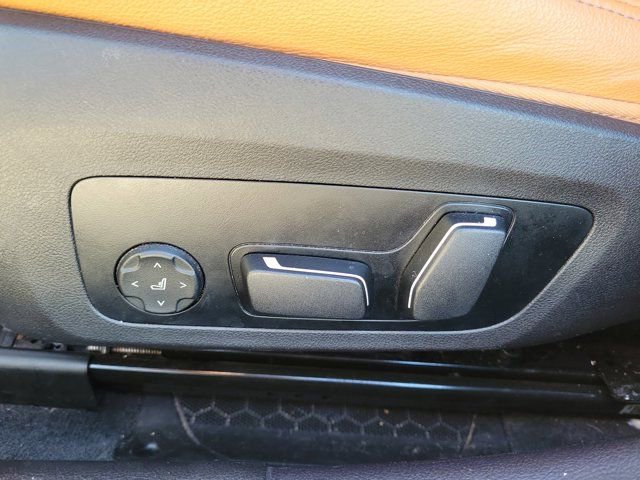 Used 2024 BMW M340i w/ Premium Package image 10