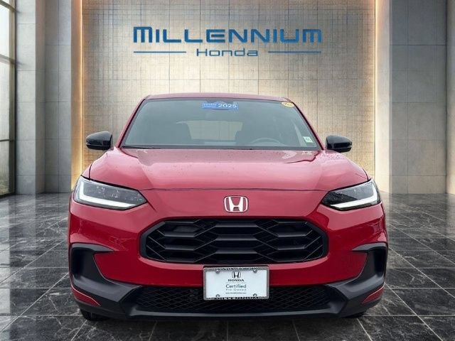 Used 2025 Honda HR-V Sport image 8