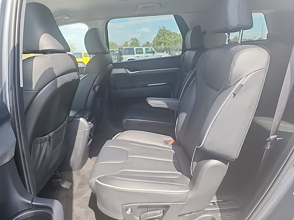 Used 2025 Hyundai Palisade SEL image 19