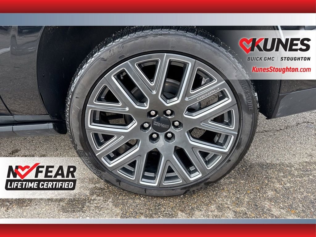 Used 2025 GMC Yukon XL Denali Ultimate w/ LPO, Floor Liner Package image 18