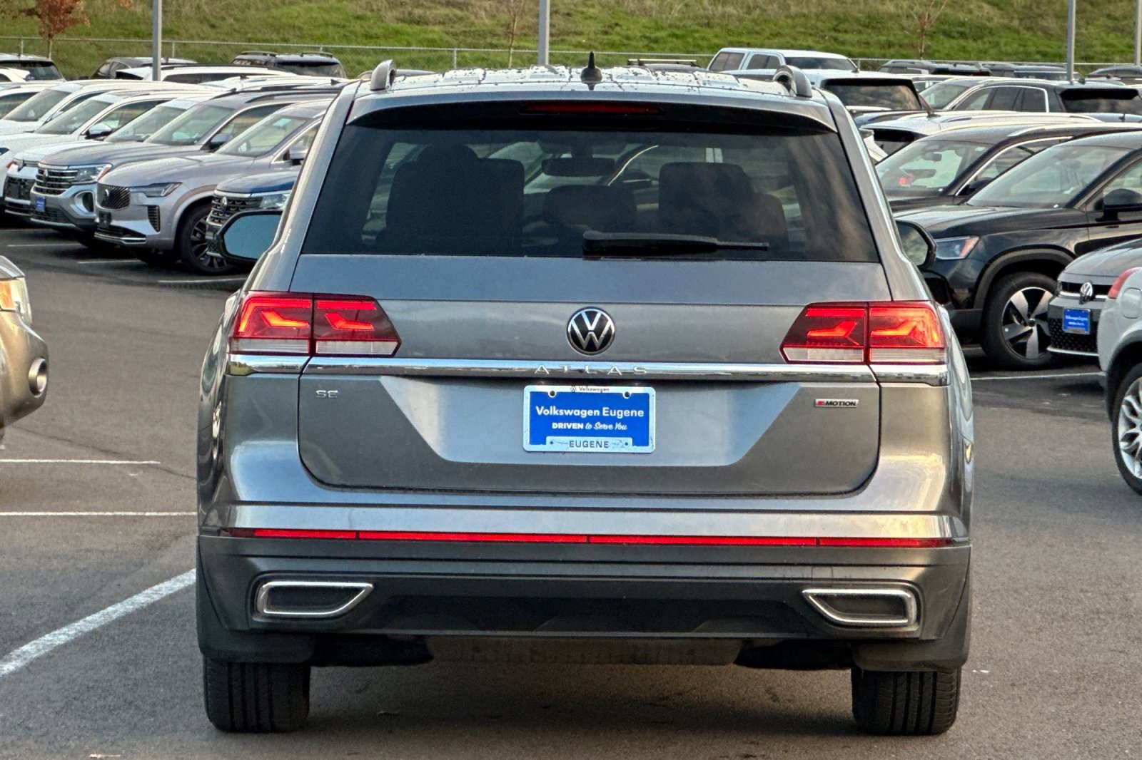 Used 2021 Volkswagen Atlas SE image 4