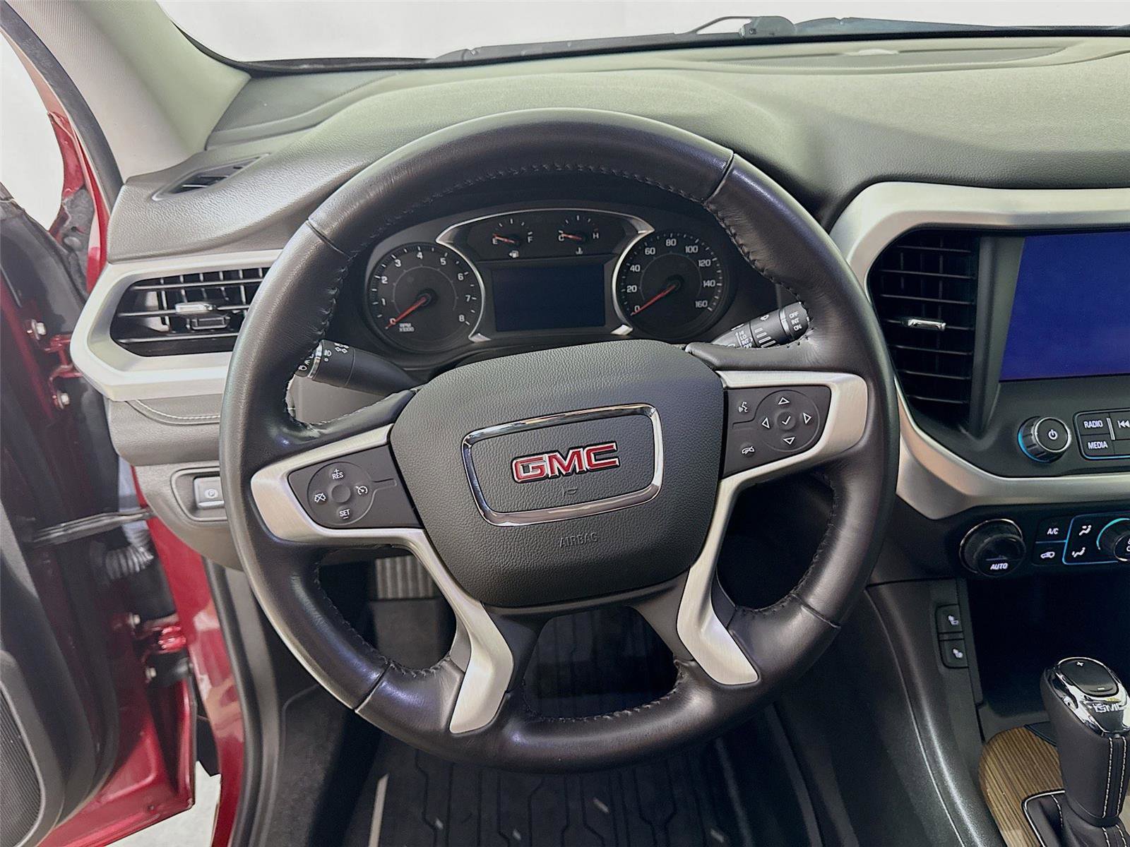 Used 2018 GMC Acadia SLE w/ Driver Alert Package I AWD/4WD image 18