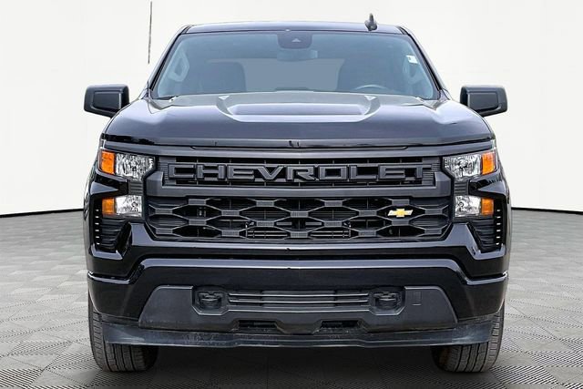 Used 2025 Chevrolet Silverado 1500 Custom w/ LPO, Dark Essentials Package AWD/4WD image 2