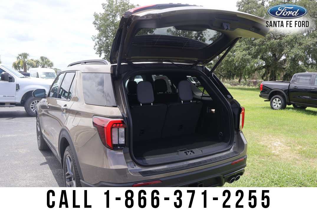 New 2026 Ford Explorer ST w/ Sun And Sound Package AWD/4WD image 27