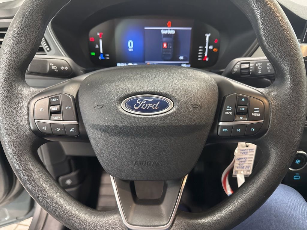 Used 2023 Ford Escape AWD image 9