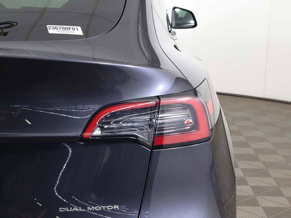 Used 2024 Tesla Model Y Long Range image 18