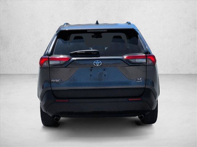 Used 2021 Toyota RAV4 LE AWD/4WD image 7