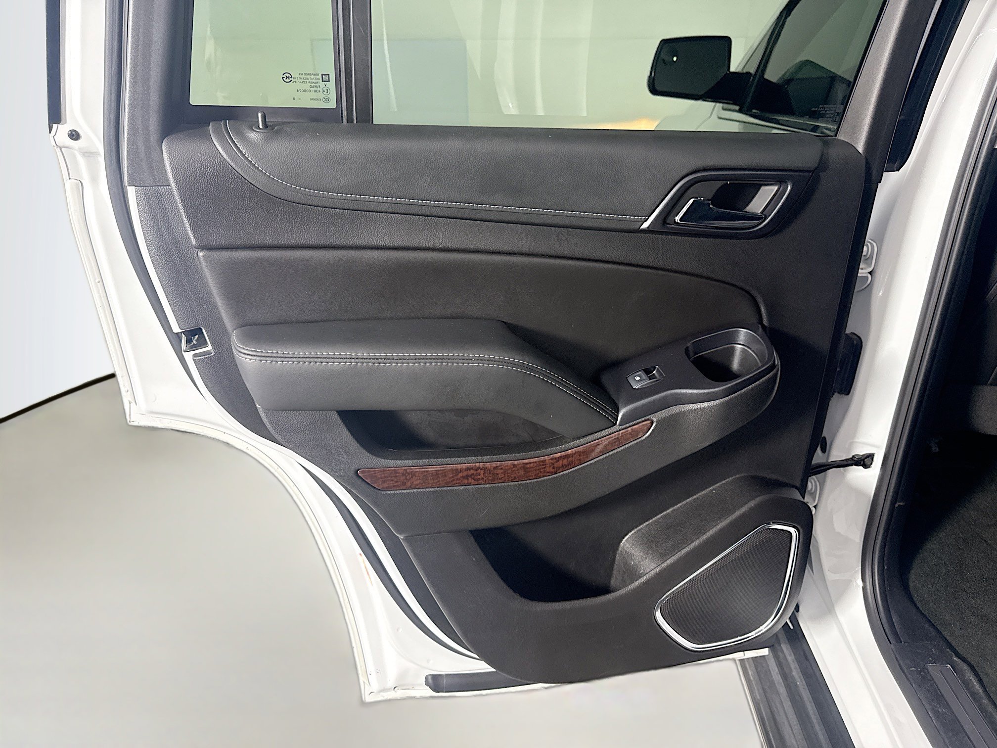 Used 2018 GMC Yukon SLT w/ HD Trailering Package image 25