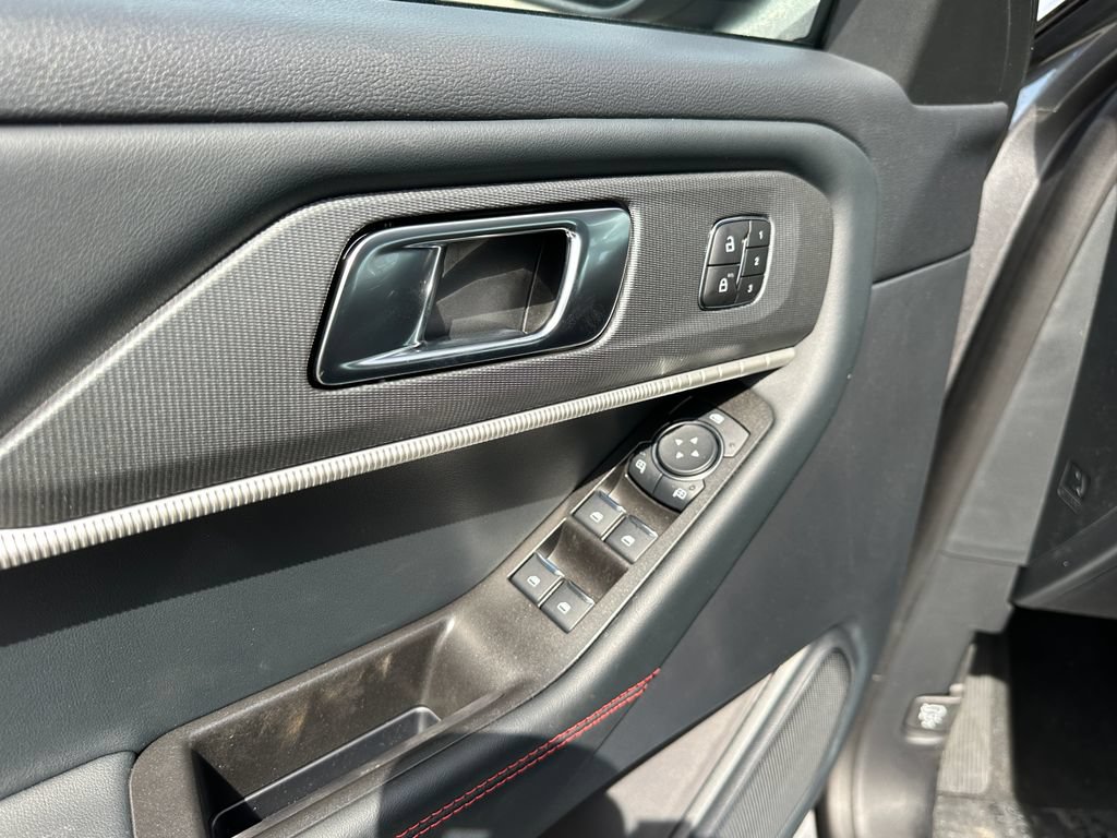 New 2026 Ford Explorer ST-Line w/ ST-Line Street Pack RWD image 24