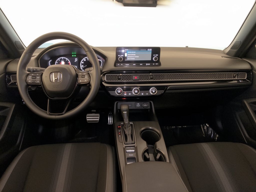 Used 2023 Honda Civic Sport image 17