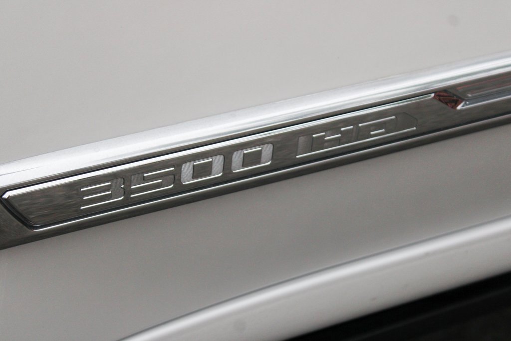 Used 2024 Chevrolet Silverado 3500 High Country w/ High Country Premium Package image 55