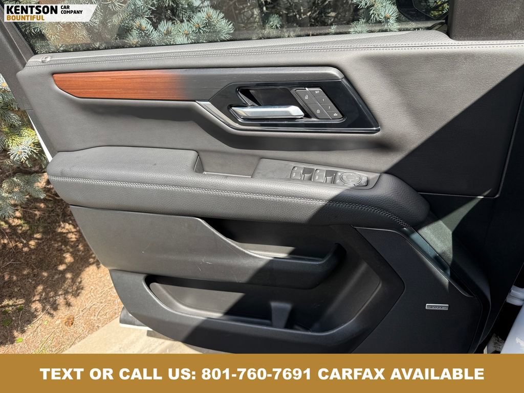 Used 2025 GMC Yukon XL Denali image 21