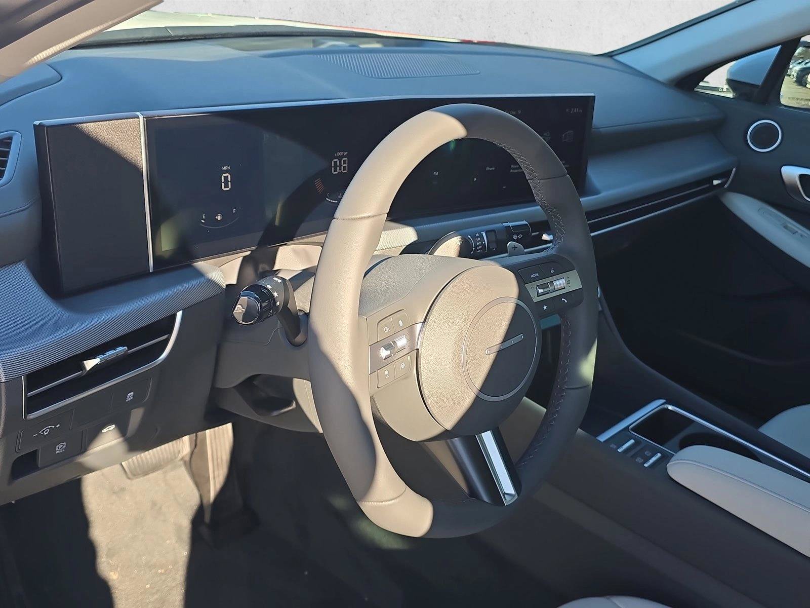 New 2026 Hyundai Sonata SEL FWD image 7