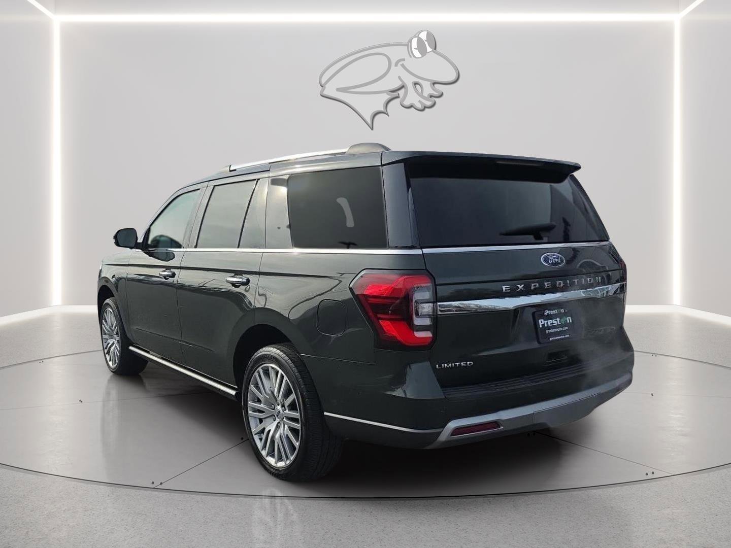 Used 2022 Ford Expedition Limited image 24