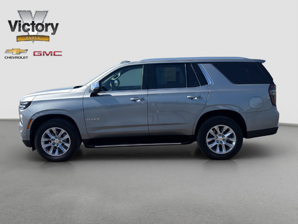 Used 2025 Chevrolet Tahoe Premier AWD/4WD image 3