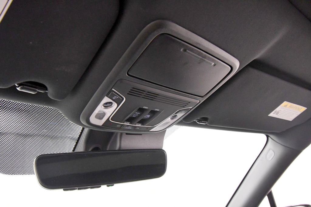 Certified 2025 Honda Ridgeline Black Edition image 29