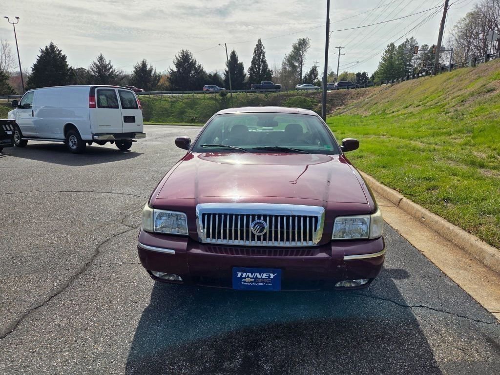 Used 2008 Mercury Grand Marquis LS image 2