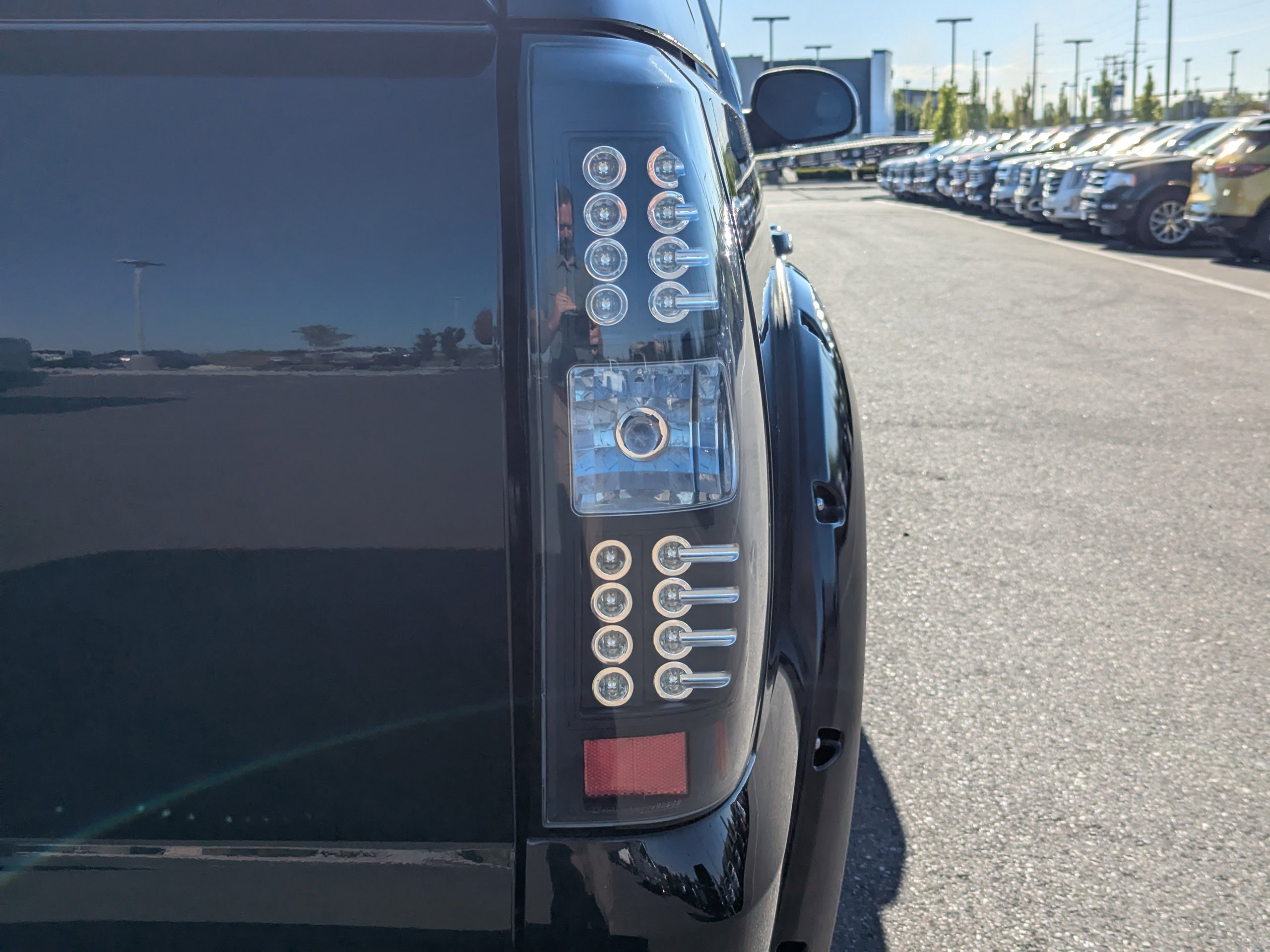Used 2013 Chevrolet Avalanche LT w/ All-Star Edition AWD/4WD image 44