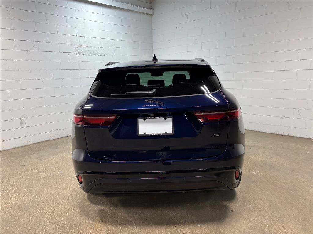 New 2026 Jaguar F-PACE R-Dynamic S image 8