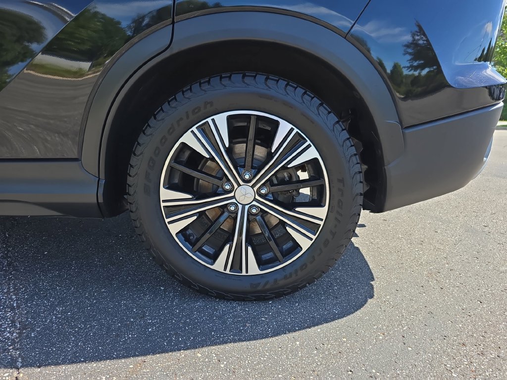 Used 2022 Mitsubishi Eclipse Cross SE FWD image 35