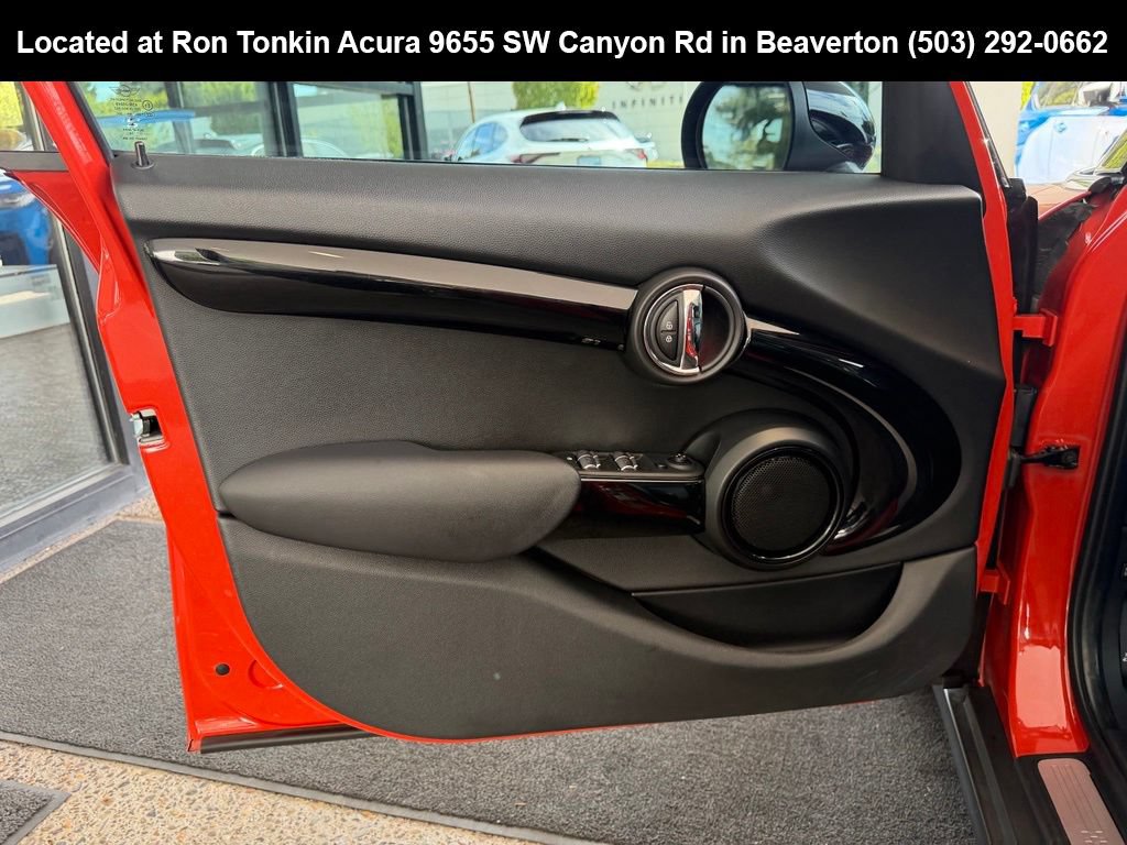 Used 2019 MINI Cooper S w/ Signature Upholstery Package FWD image 11