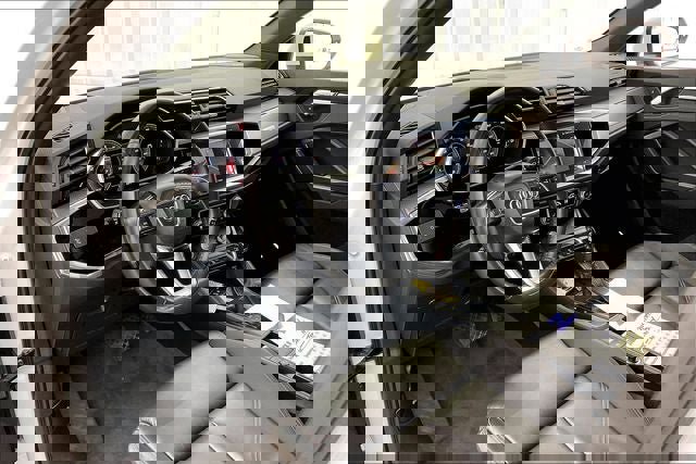 Used 2020 Audi Q3 2.0T Prestige AWD/4WD image 17