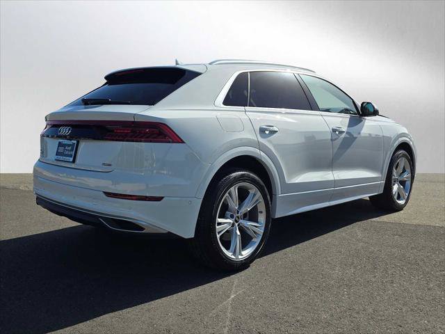 Used 2023 Audi Q8 Premium w/ Convenience Package AWD/4WD image 3
