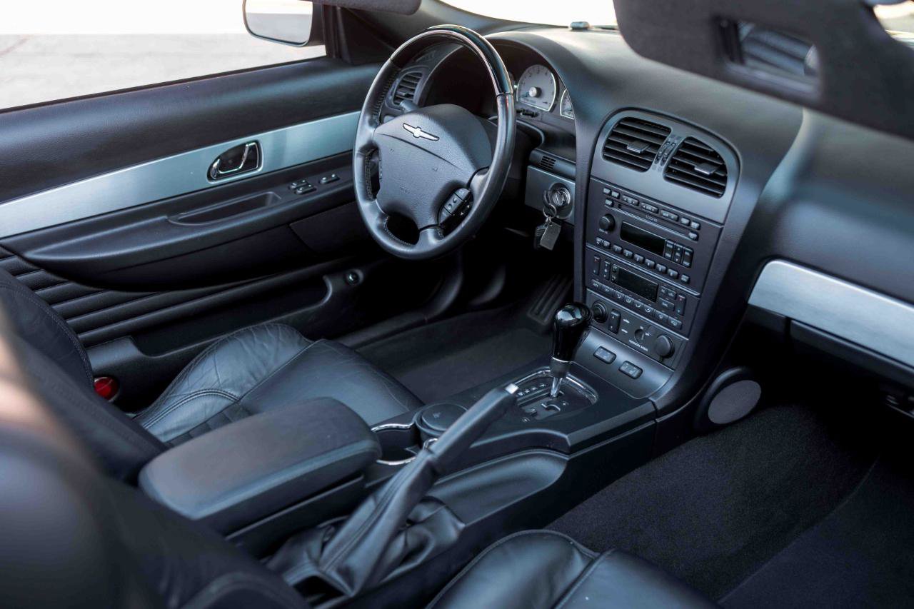 Used 2003 Ford Thunderbird Deluxe image 59