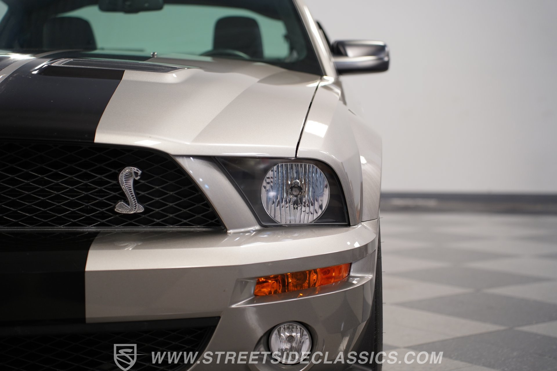 Used 2009 Ford Mustang Shelby GT500 RWD image 21