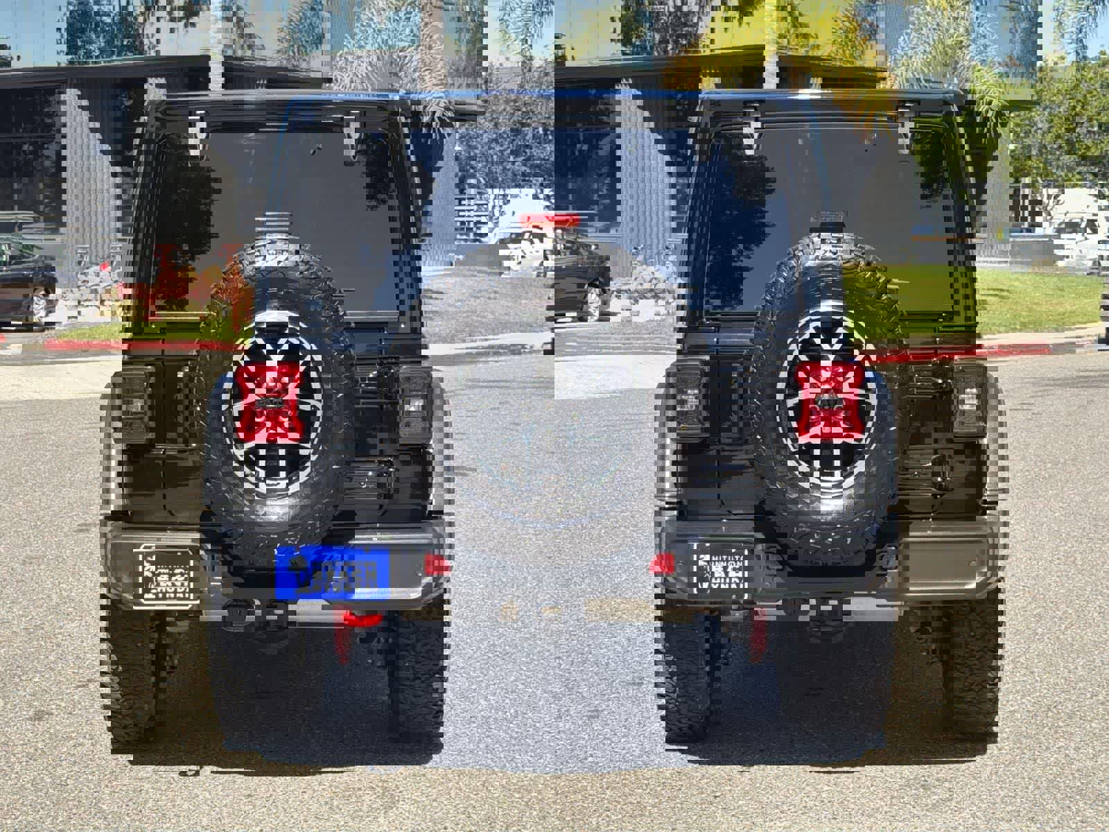 Used 2024 Jeep Wrangler Unlimited Rubicon w/ Technology Group image 5