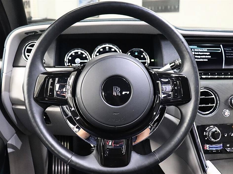 Used 2022 Rolls-Royce Cullinan w/ Cullinan Package AWD/4WD image 75