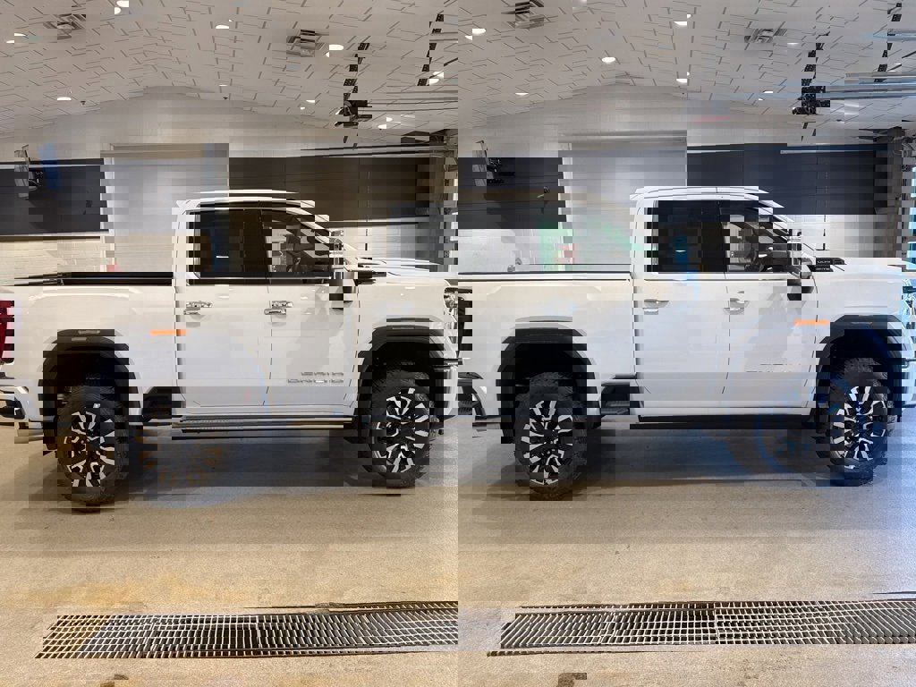 New 2026 GMC Sierra 2500 Denali Ultimate image 5