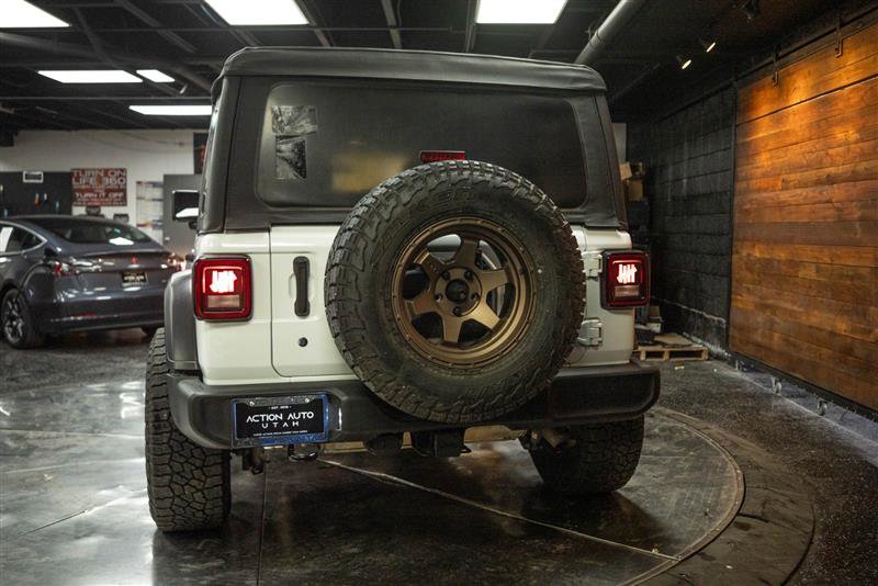Used 2018 Jeep Wrangler Unlimited Sport image 6