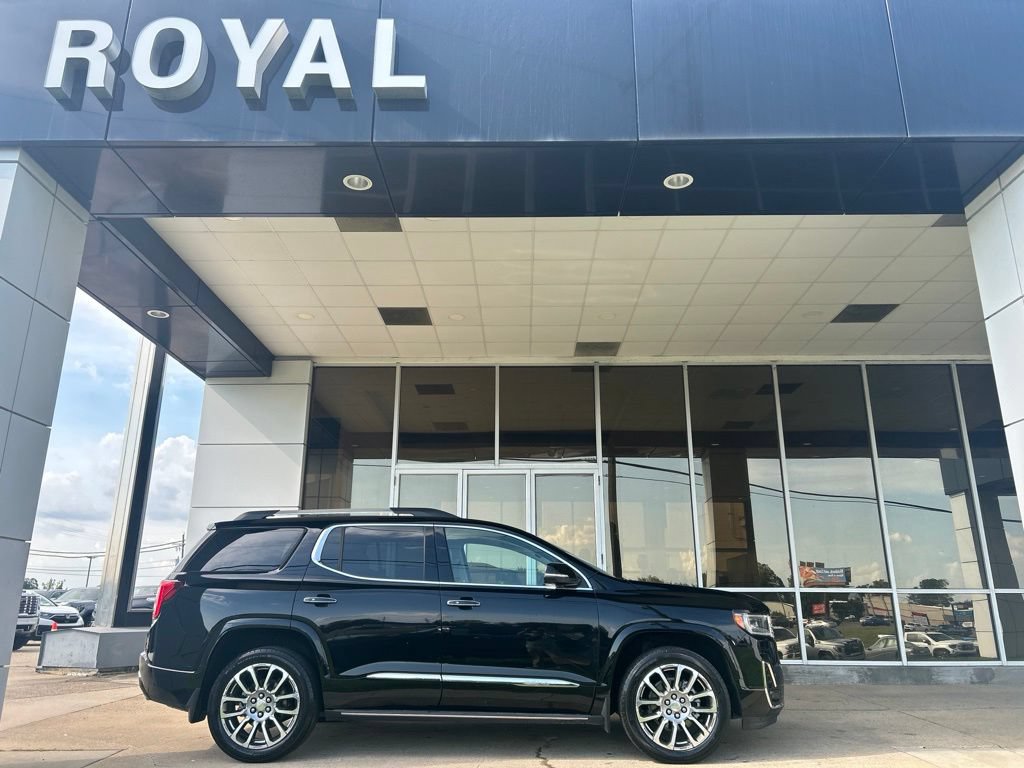 Used 2022 GMC Acadia Denali w/ Denali Ultimate Package