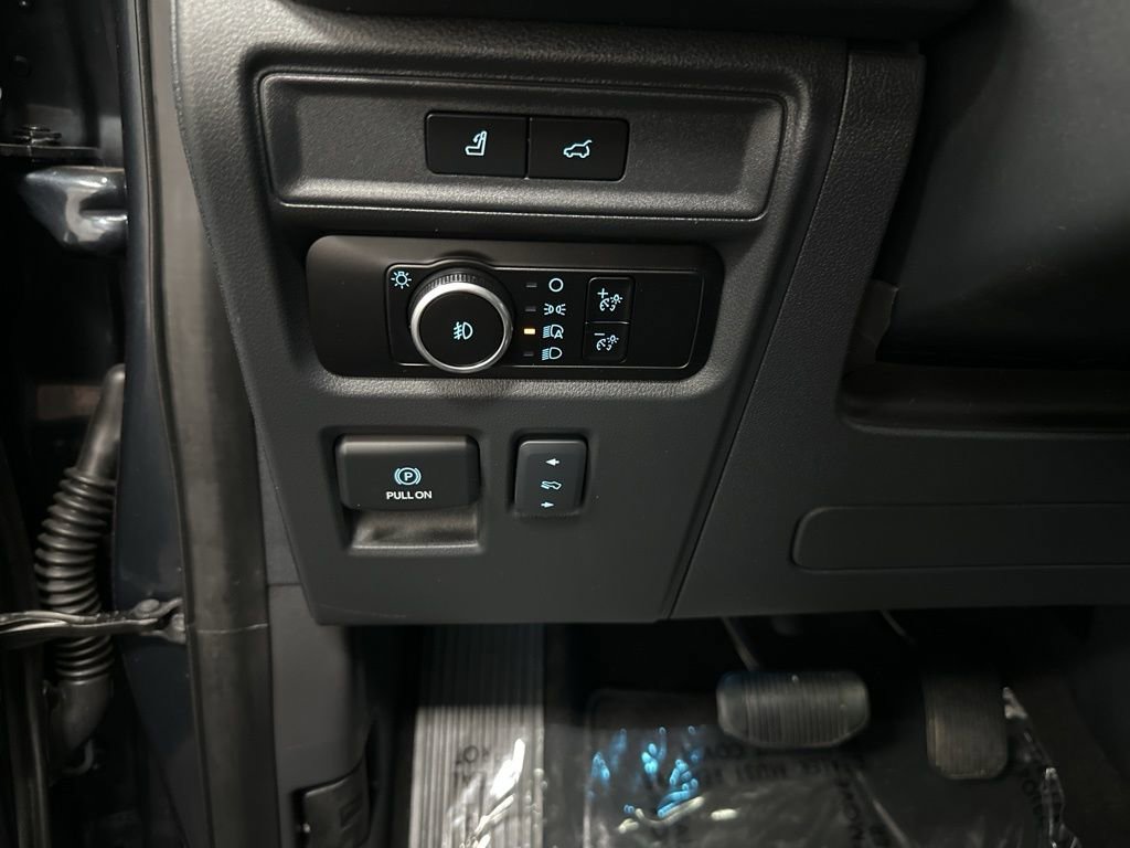 Used 2024 Ford Expedition Limited AWD/4WD image 30